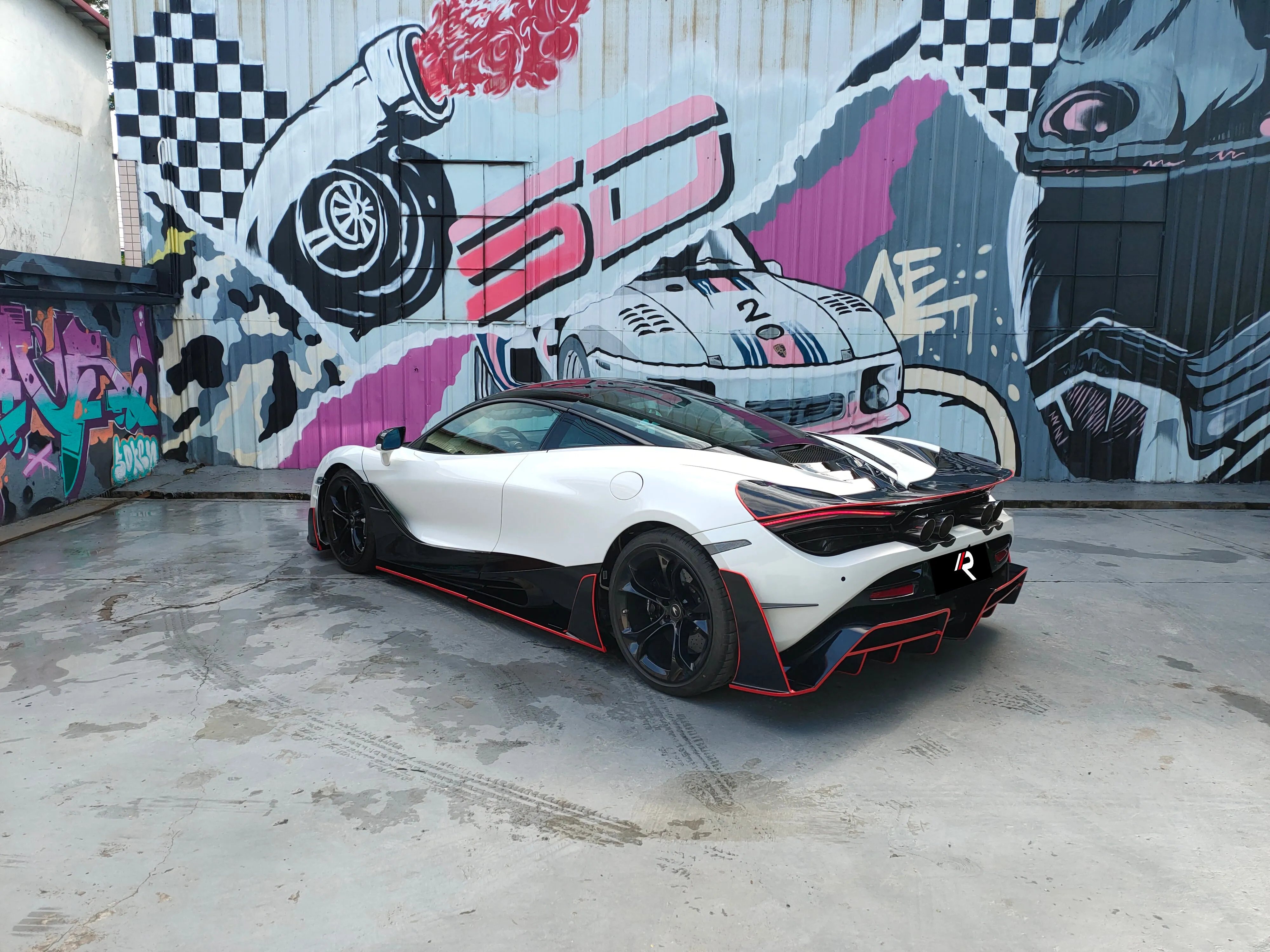 Aero Republic Man Style Side Skirts for McLaren 720S 2018-2023 & 750S 2023-ON Carbon Fiber / FRP