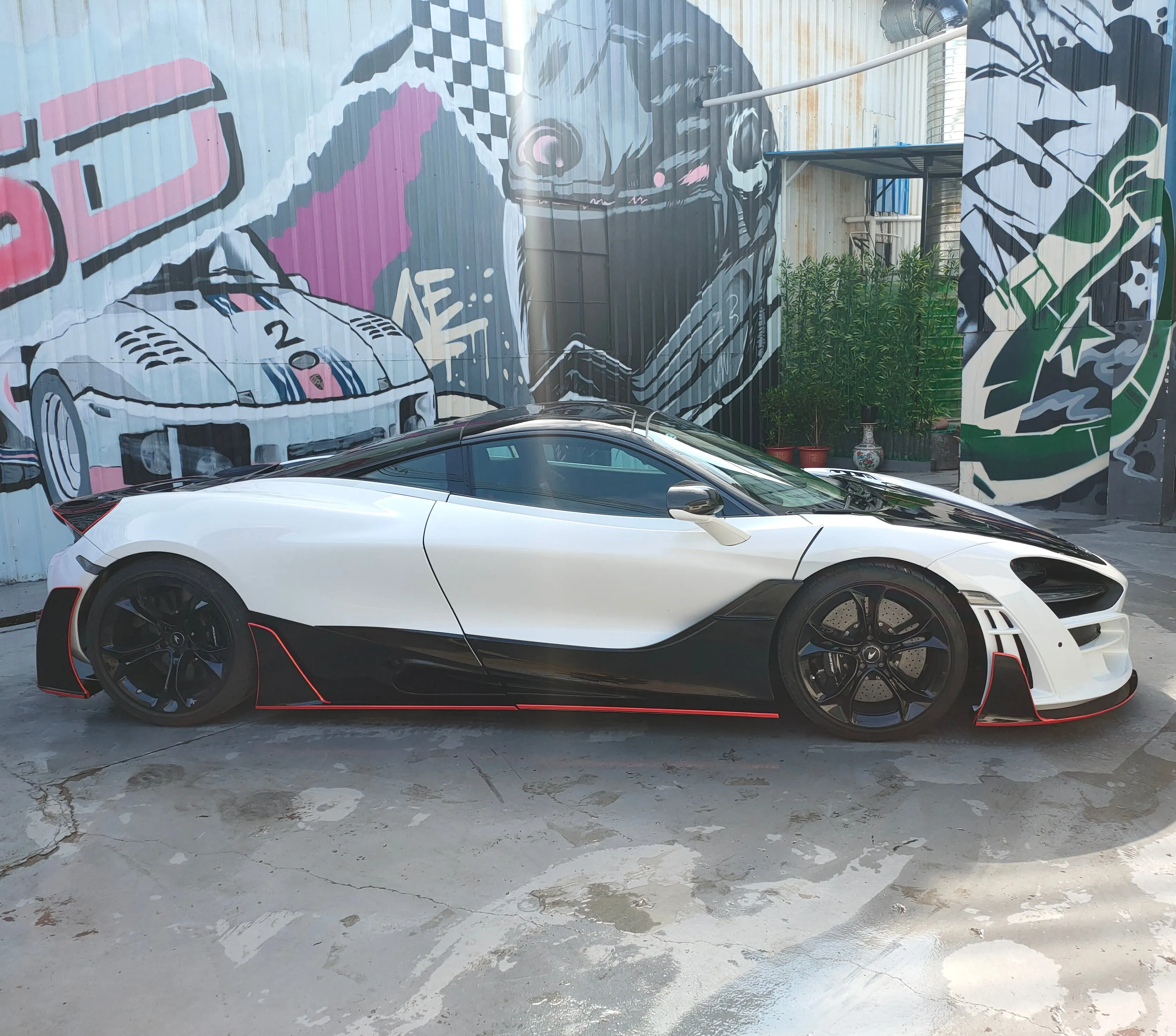 Aero Republic Man Style Side Skirts for McLaren 720S 2018-2023 & 750S 2023-ON Carbon Fiber / FRP