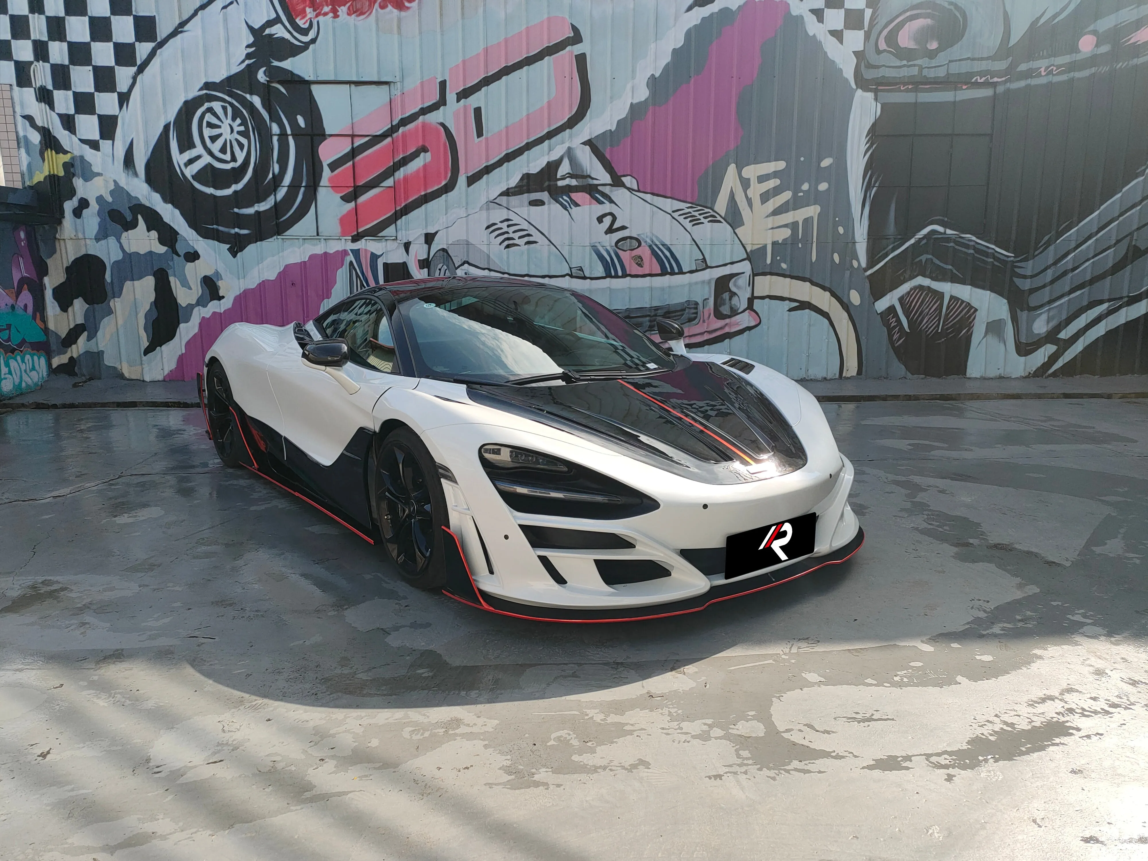 Aero Republic Man Style Side Skirts for McLaren 720S 2018-2023 & 750S 2023-ON Carbon Fiber / FRP