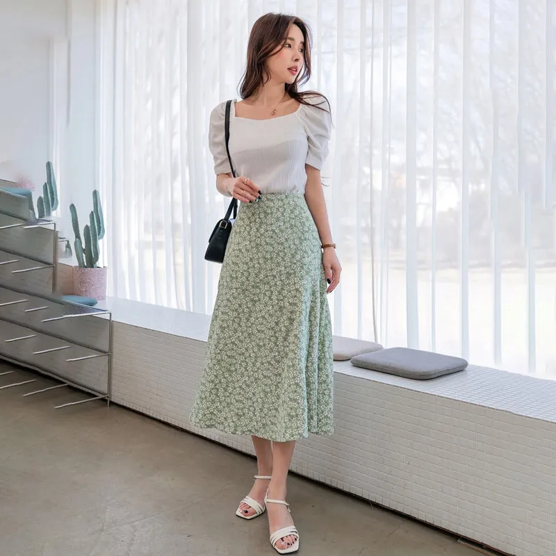 Allover Floral Print Split Thigh Skirt