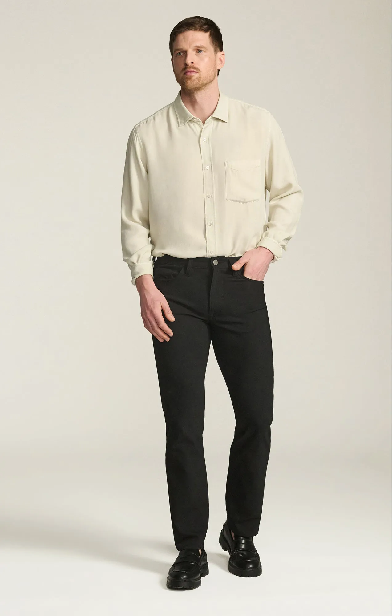 Charisma Relaxed Straight Pants in Black Commuter