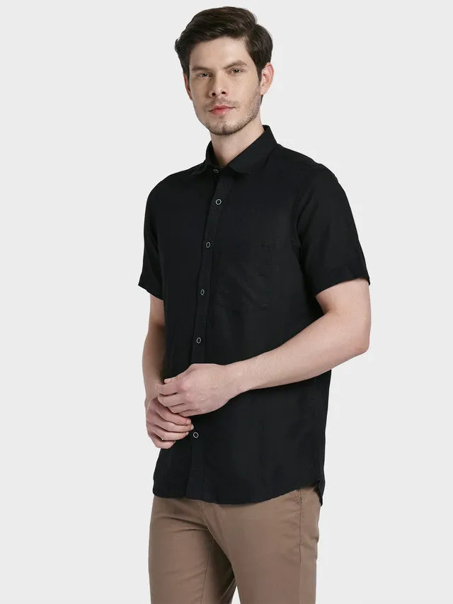 Colorplus Black Solid Tailored Fit Cotton Blend Casual Shirt