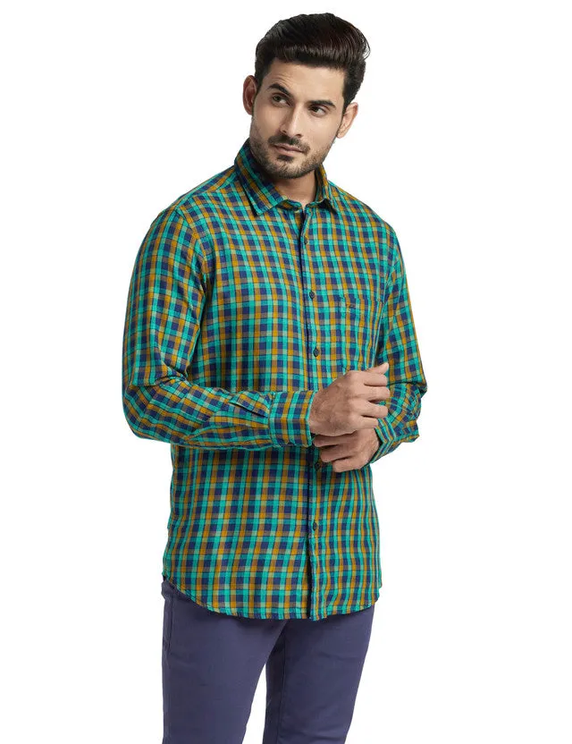 Colorplus Men Green Checkered Tailored Fit Full Sleeve Spread Collar Shirt