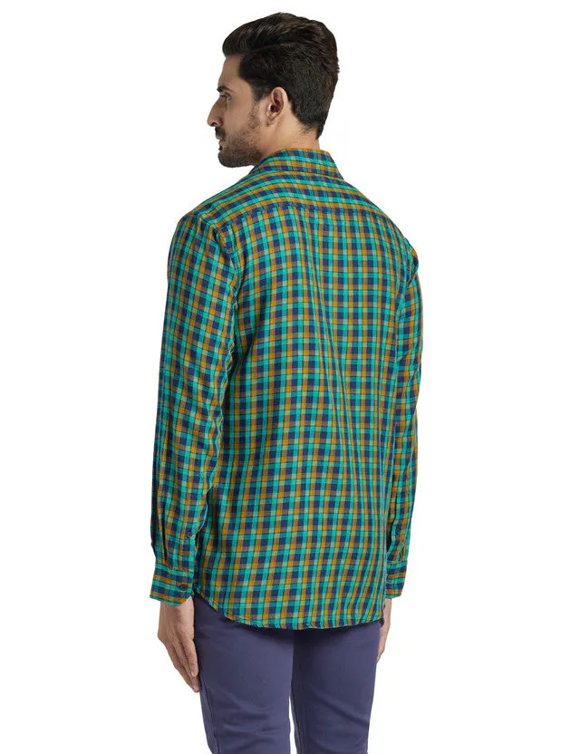 Colorplus Men Green Checkered Tailored Fit Full Sleeve Spread Collar Shirt