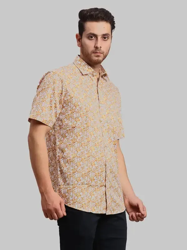 Men Brown Tailored Fit Print Cotton Half Sleeve Shirts