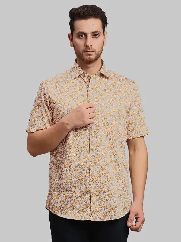 Men Brown Tailored Fit Print Cotton Half Sleeve Shirts